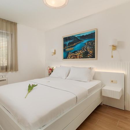 Apartments Los Olivos Kotor Bagian luar foto