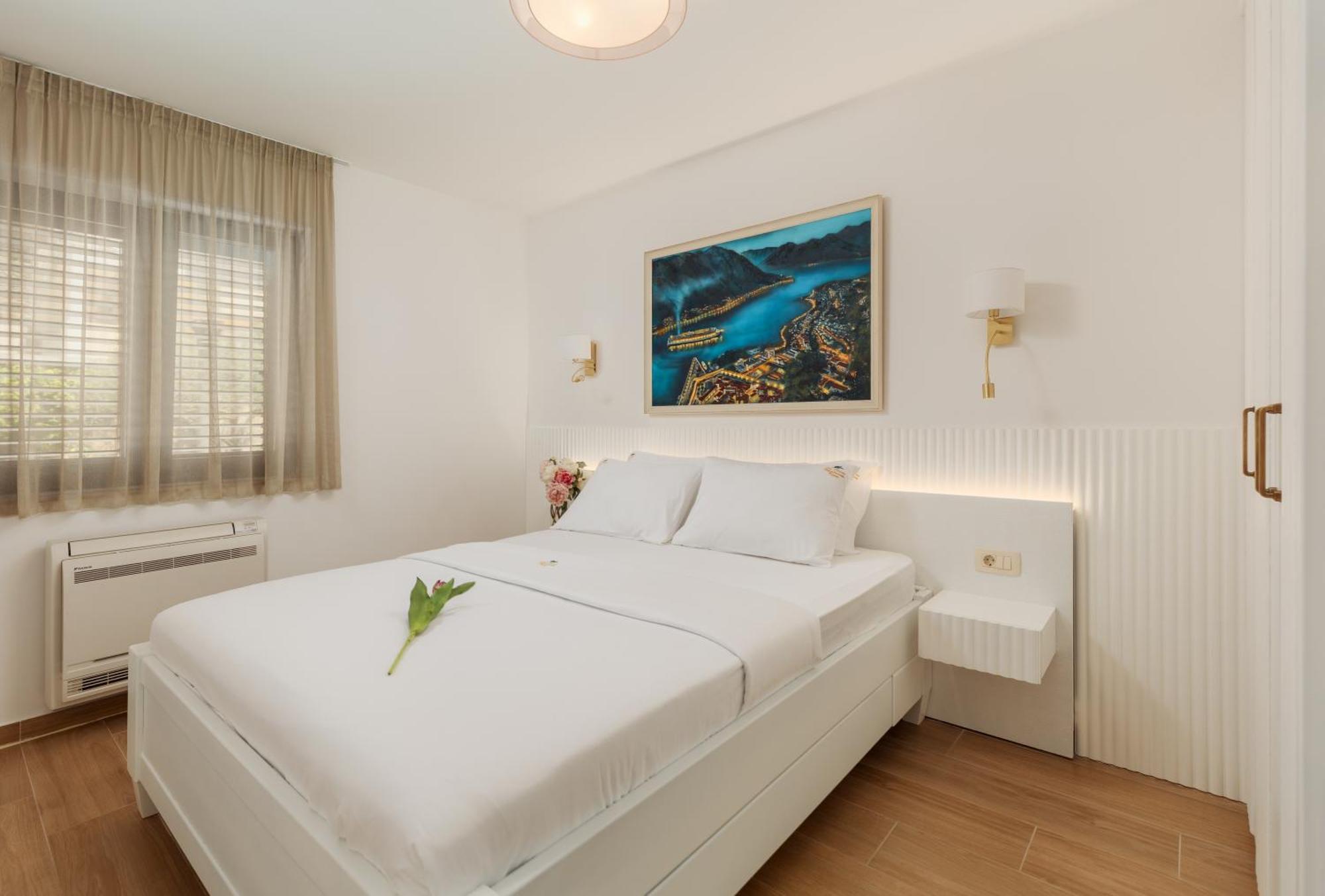 Apartments Los Olivos Kotor Bagian luar foto