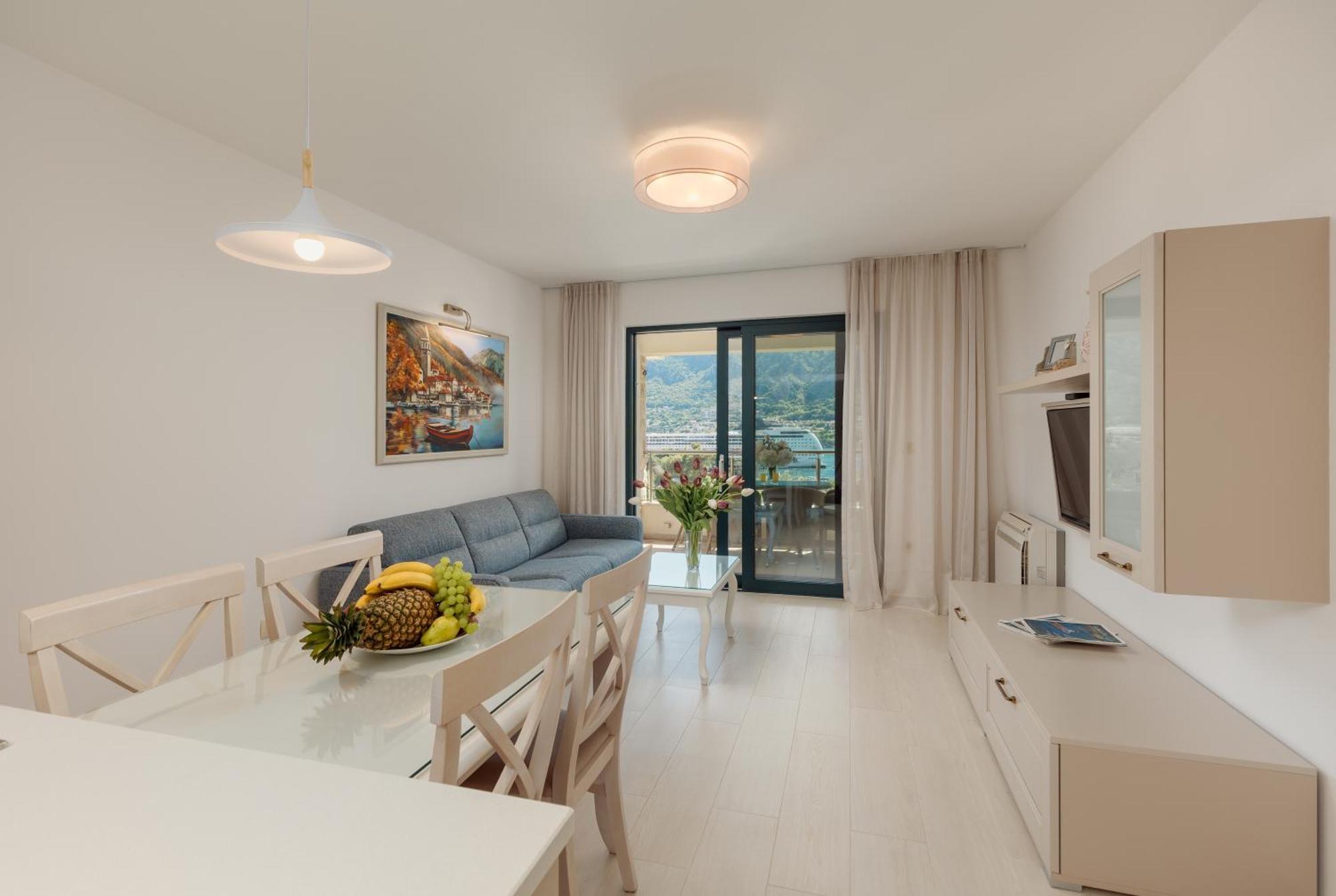Apartments Los Olivos Kotor Bagian luar foto